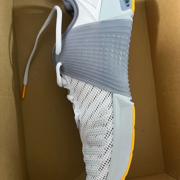 Nike Metcon 9 Flyease - Picture 4 of 7